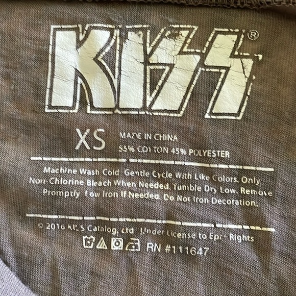 KISS tank - Picture 2 of 2